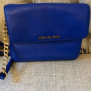 Michael Kors cobalt blue versatile bagwith gold hw